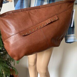 Ashwood by London Harrods Leather Sling bag